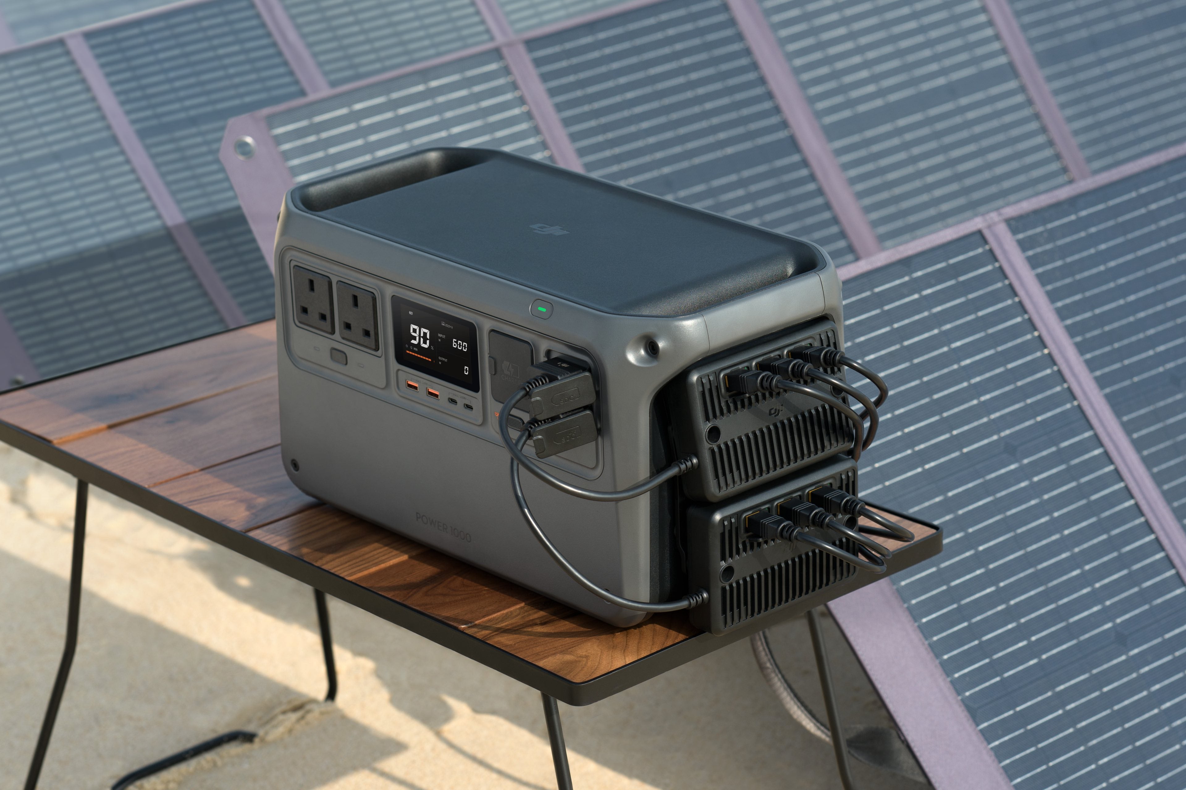 発電機・ポータブル電源 DJI Solar Panel Adapter Module (MPPT) DJI Power Solar Panel Adapter Module (MPPT) – DJI Hasselblad