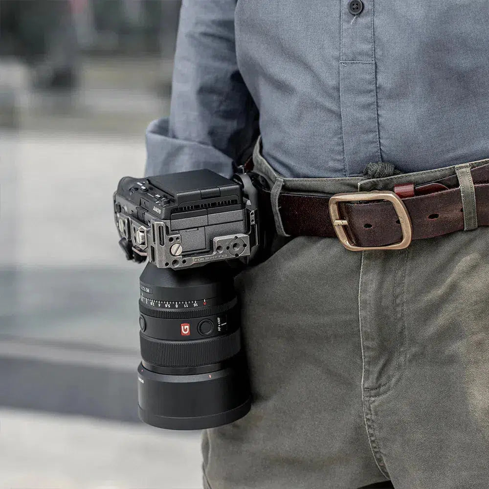 Belt buckle clearance camera