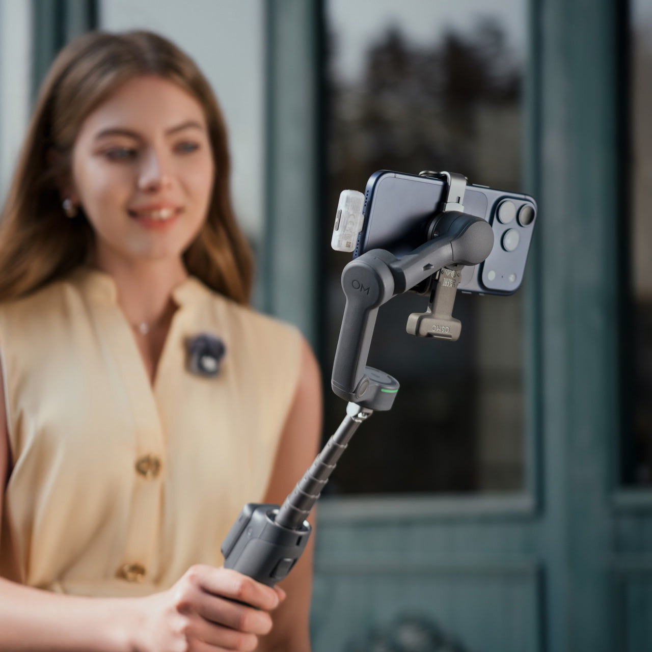 DJI Osmo Mobile 8P Creator Combo Handheld Gimbal